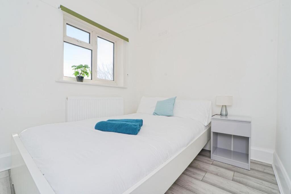 Eejs Stylish 3 Bedroom House - Greenwich * London